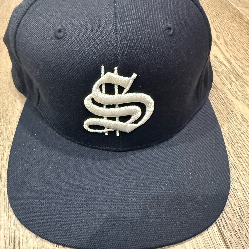 Stylish Black Cap with Embroidered Logo